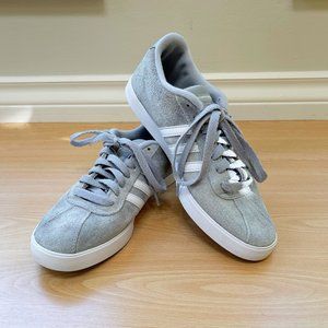 ADIDAS WOMEN'S VL COURT SNEAKERS - GREY SUEDE
